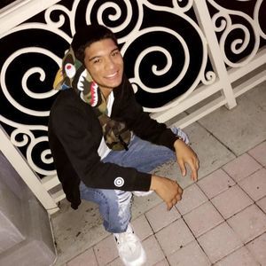 Meet your Posher, Andres